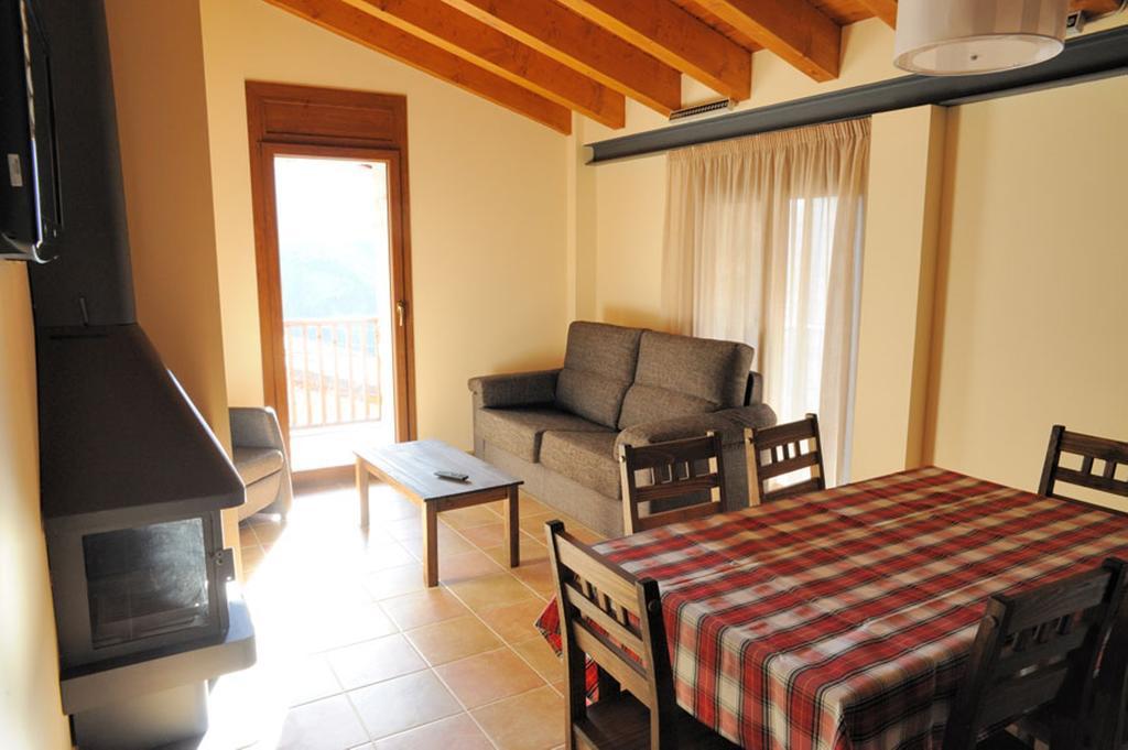 Apartaments Cal Climent Fornols Rum bild
